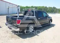 2006 Nissan TITAN фото