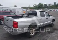 2006 Dodge DAKOTA photo