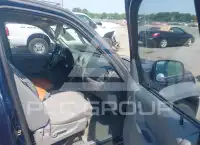2006 Jeep LIBERTY фото