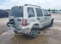 2006 Jeep LIBERTY фото
