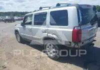 2006 Jeep COMANDER photo
