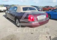 2006 Lincoln Town фото
