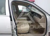 2006 Lincoln Town photo