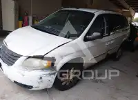 2006 Chrysler TOWN & COUNTRY фото