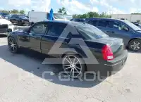 2006 Chrysler 300 фото