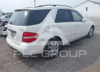 2006 Mercedes Benz ML 350 photo