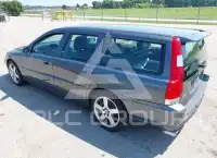 2006 Volvo V70 фото