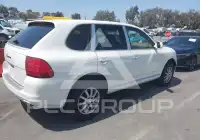 2006 Porsche Cayenne photo