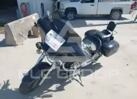 2006 Yamaha XVS1100 photo