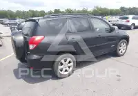 2006 Toyota RAV4 фото