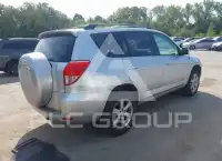 2006 Toyota RAV4 photo
