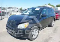 2006 Toyota RAV4 фото