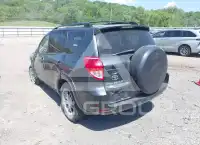 2006 Toyota RAV4 photo