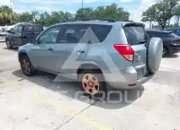 2006 Toyota RAV4 фото