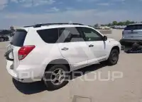 2006 Toyota RAV4 photo