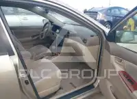2006 Toyota COROLLA фото