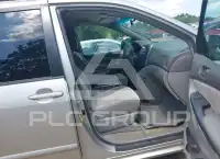 2006 Toyota SIENNA photo