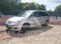 2006 Toyota SIENNA photo