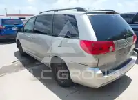 2006 Toyota SIENNA photo