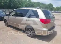 2006 Toyota SIENNA photo