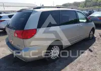 2006 Toyota SIENNA фото