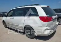 2006 Toyota SIENNA photo