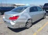 2006 Toyota AVALON фото