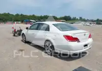2006 Toyota AVALON photo