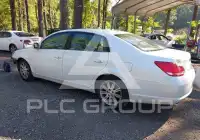 2006 Toyota AVALON photo