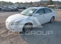 2006 Toyota AVALON photo