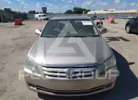 2006 Toyota AVALON фото