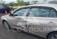 2006 Toyota AVALON фото