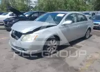 2006 Toyota AVALON фото