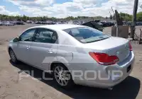 2006 Toyota AVALON photo