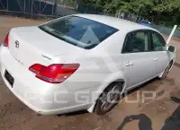 2006 Toyota AVALON photo