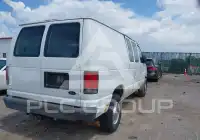 2006 Ford E-350 photo
