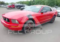 2006 Ford MUSTANG фото