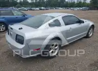 2006 Ford MUSTANG photo