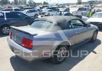 2006 Ford MUSTANG фото