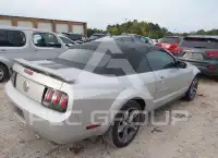 2006 Ford MUSTANG фото