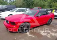 2006 Ford MUSTANG фото