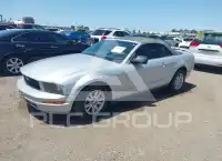 2006 Ford MUSTANG фото