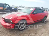 2006 Ford MUSTANG фото
