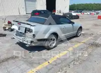 2006 Ford MUSTANG photo