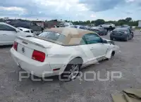 2006 Ford MUSTANG photo