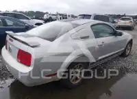 2006 Ford MUSTANG photo