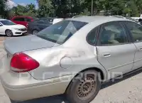 2006 Ford TAURUS photo