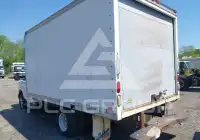 2006 Ford E-350 photo