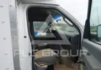 2006 Ford E-350 фото