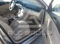 2006 Volkswagen Passat photo